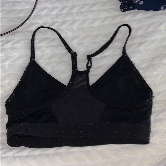 Nike sports bra - Picture 2 of 3